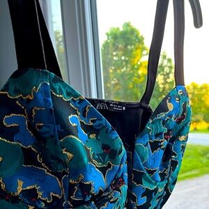 🆕(NWOT) ZARA  ¥ Fav Blue Flower Bustier top -Size L